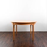 ROUND CLEAR LACQUERED ASH TABLE BY HANS WEGNER